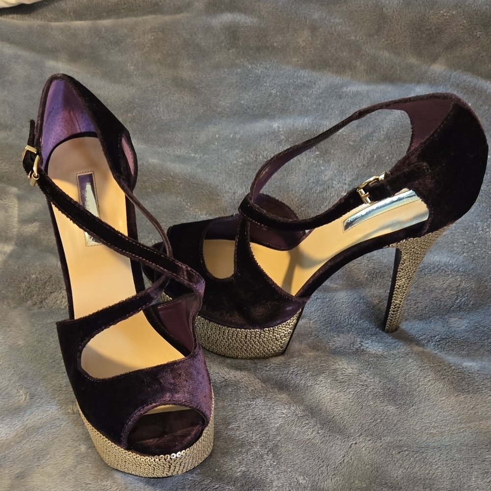 H by Halston Purple High-Heeled Sandals with Crisscross Straps